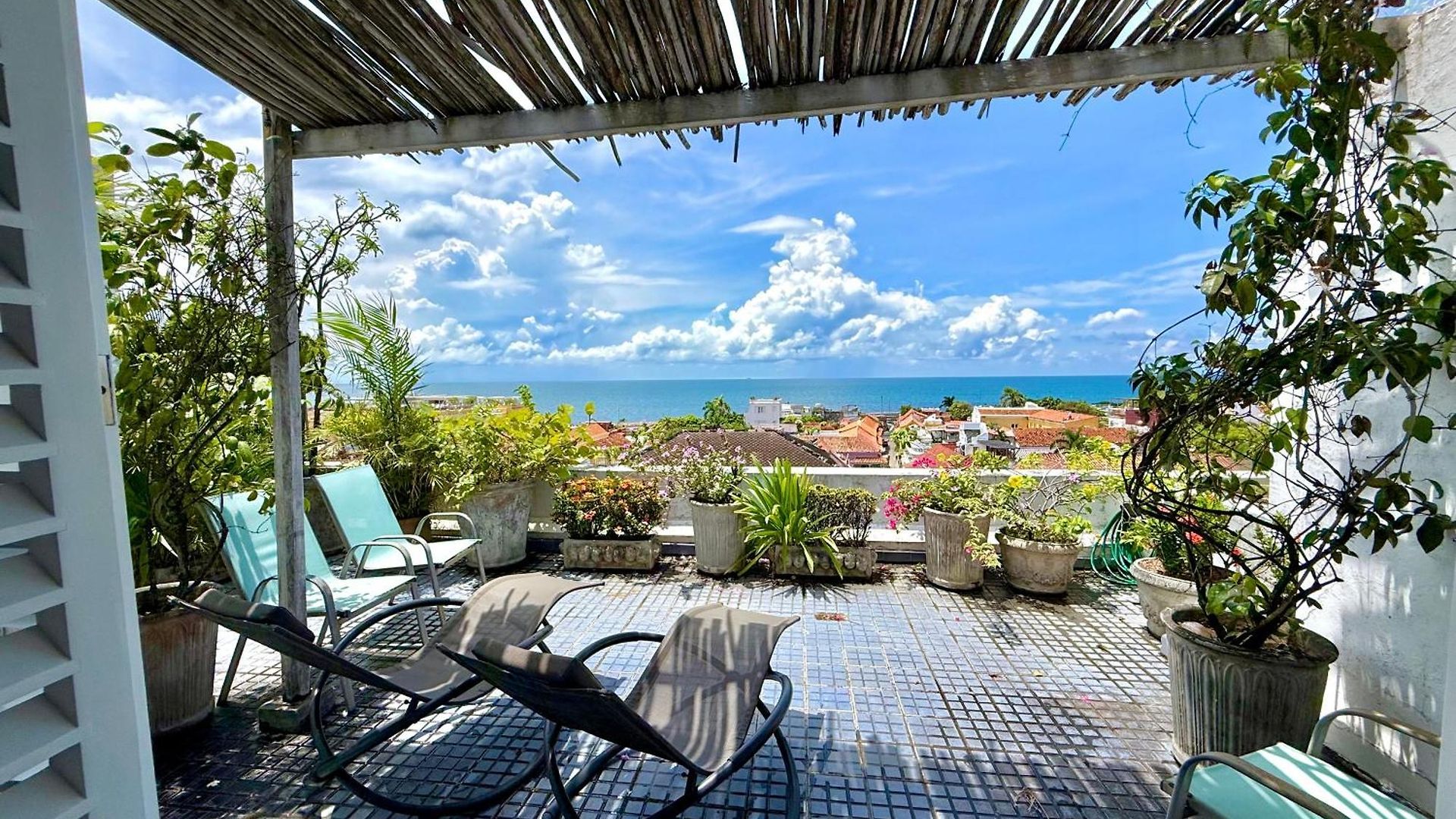 By Calamari Homes-plaza Bolivar Penthouse Sea View Cartagena