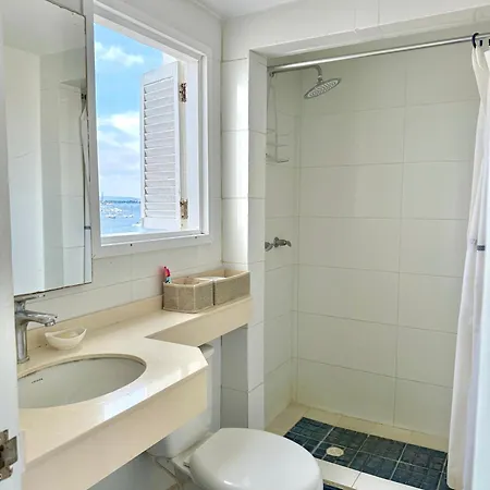 By Calamari Homes-plaza Bolivar Penthouse Sea View *