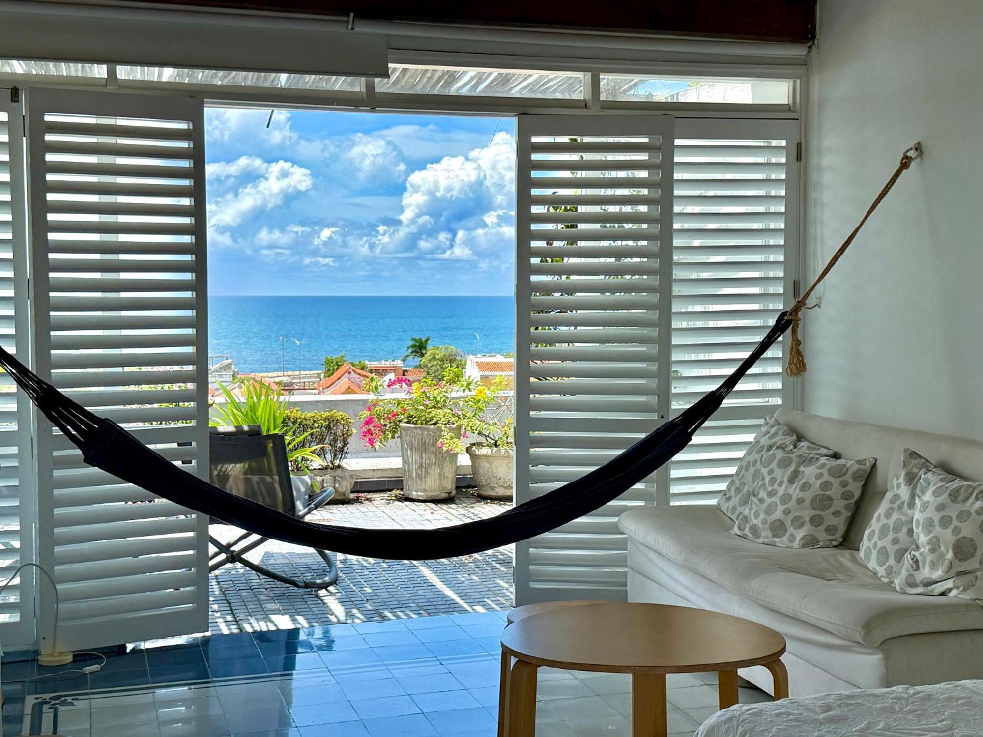 By Calamari Homes-plaza Bolivar Penthouse Sea View Apartamento