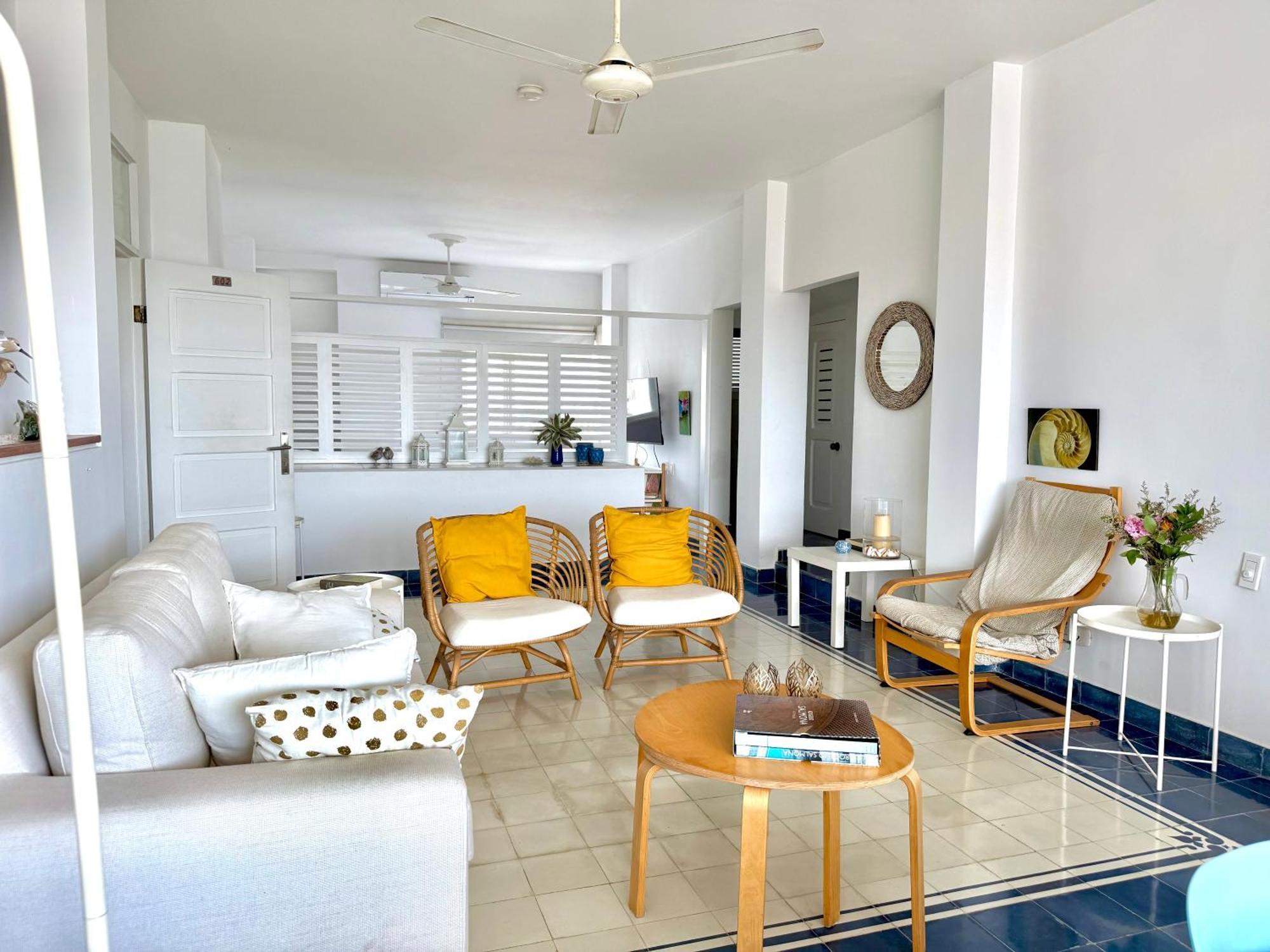 By Calamari Homes-plaza Bolivar Penthouse Sea View Cartagena